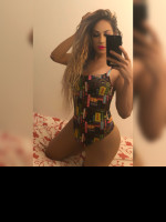 Grecias trans dominante y fiesteraq