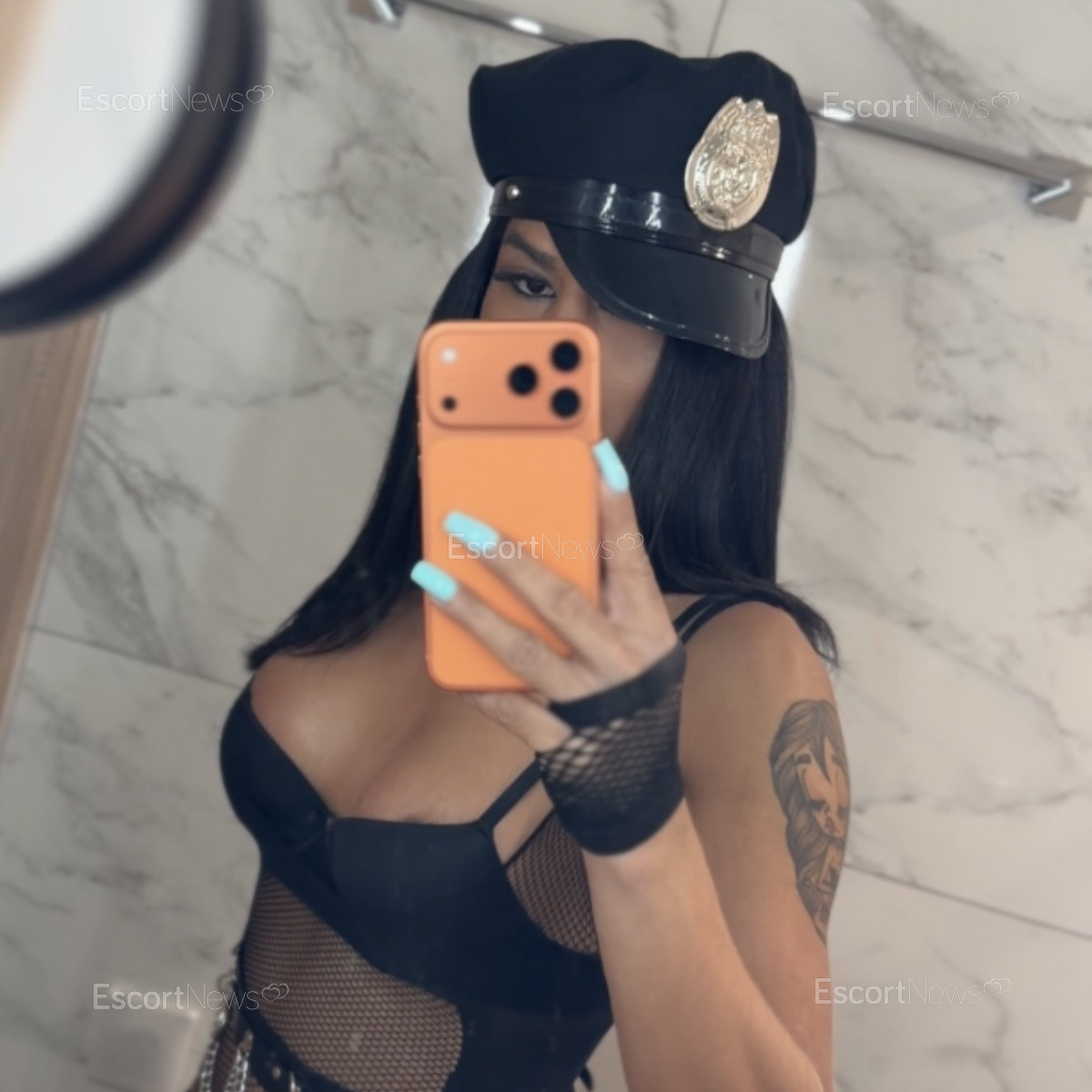 Jennyfer Knust 
