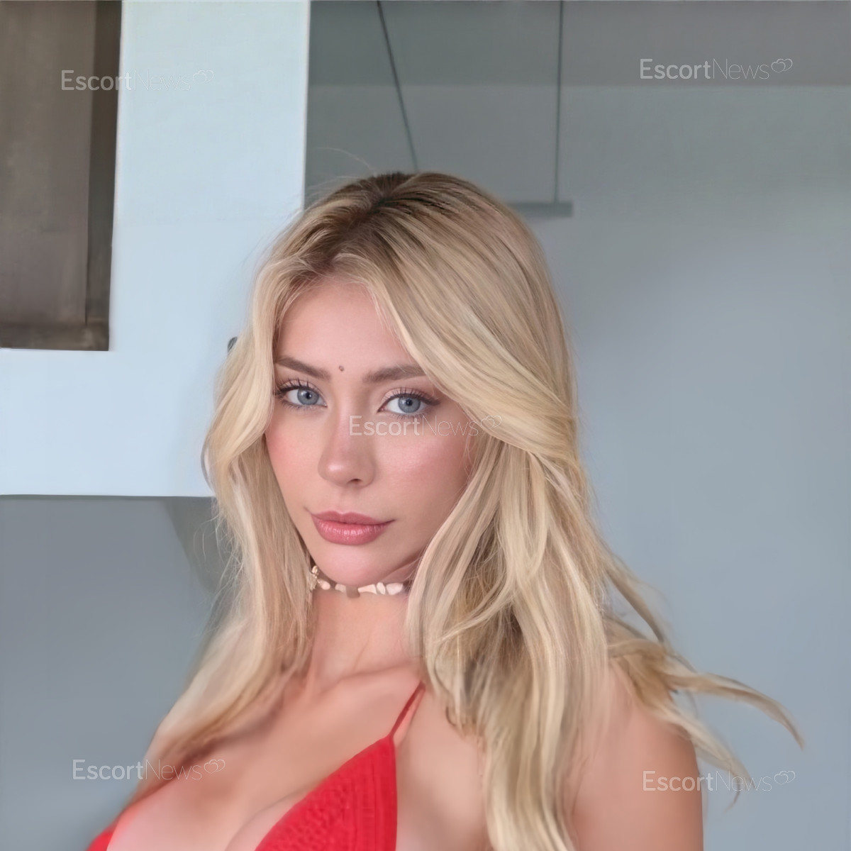LETICIA HOT 