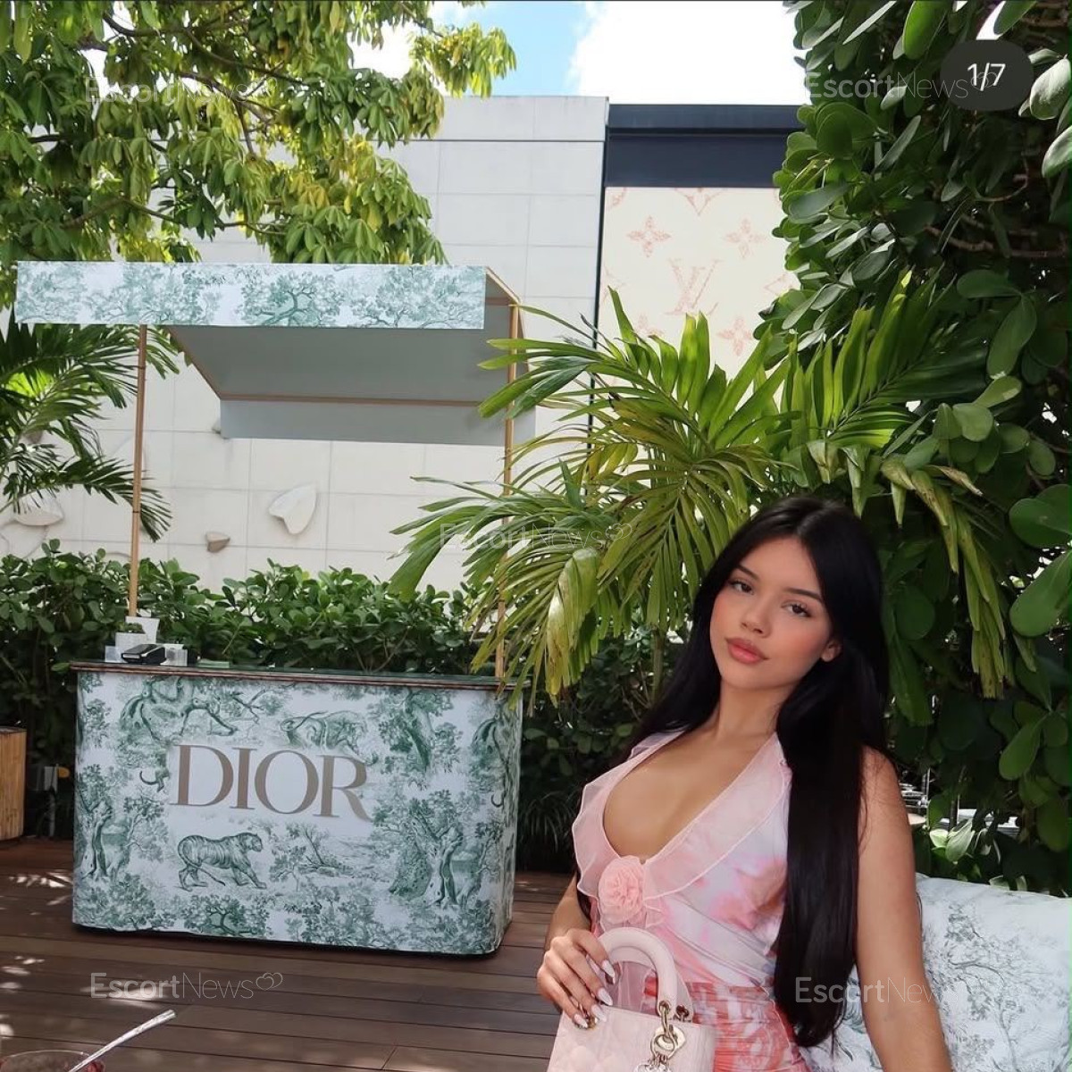 Mia