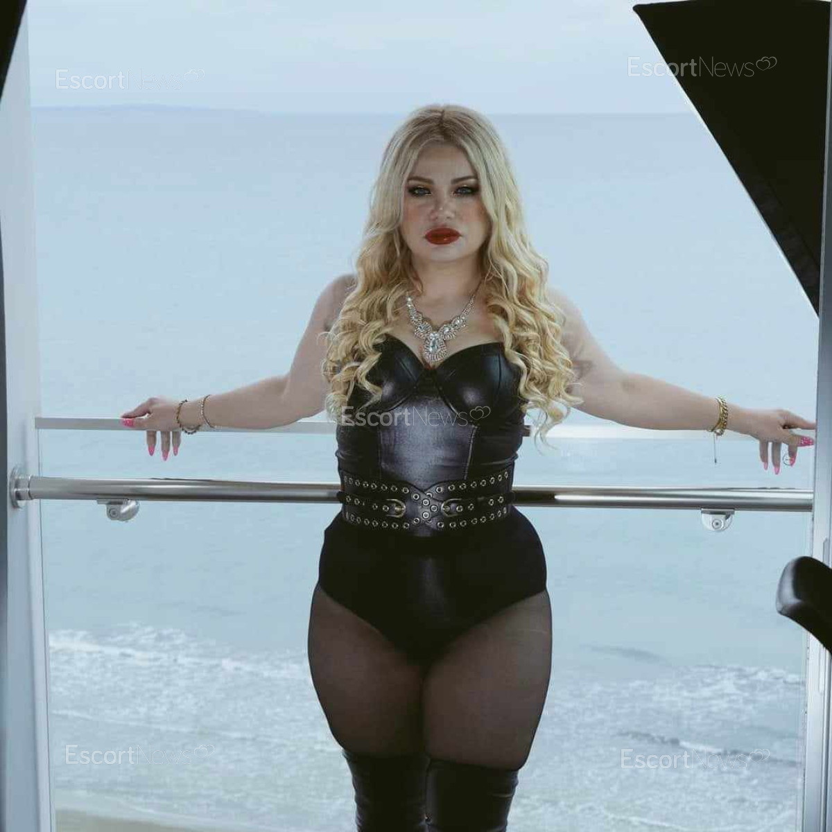 Domina Artemis