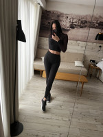  ONLY YOURS.100% real photo